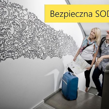 Soda Hostel & Apartments Познан Екстериор снимка